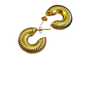 Simple gold chunky texture hoop earrings
